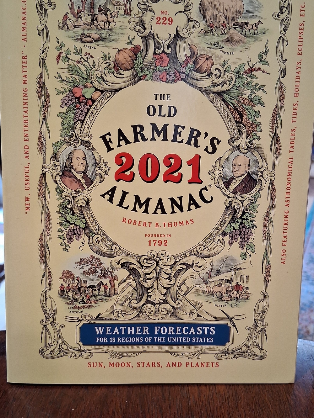The Old Farmer's Almanac 2021 - Cream & Red Cover